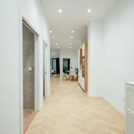 Sada Flat, Jacuzzi, Chill Out, 7 Pax, Smarttv Apartament