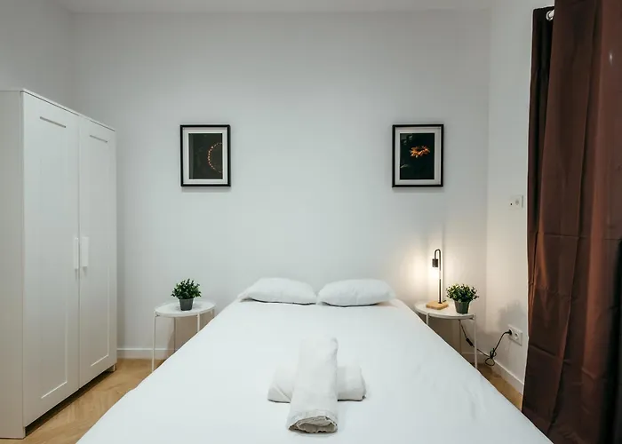 Sada Flat, Jacuzzi, Chill Out, 7 Pax, Smarttv Apartament Walencja