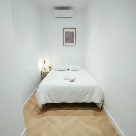 דירה Sada Flat, Jacuzzi, Chill Out, 7 Pax, Smarttv