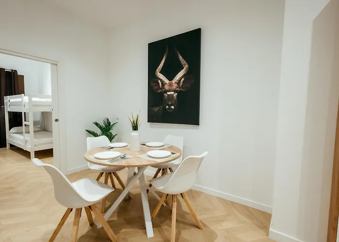 Sada Flat, Jacuzzi, Chill Out, 7 Pax, Smarttv * Valencia